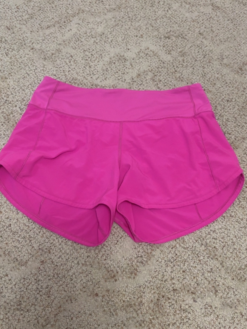Lululemon Speed Up Mid-Rise Lined Short